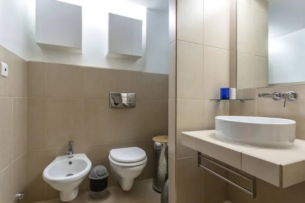 Modern Toilet Bathroom Tourist Hotel — Stock Photo, Image