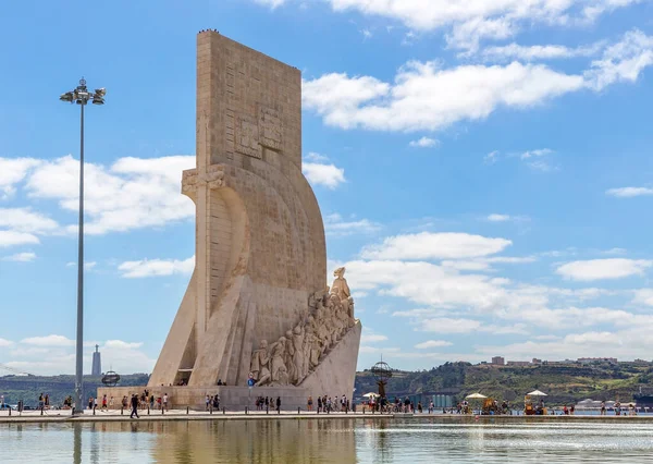 Detalhe Esculturas Marinheiros Famosos Monumento Aos Descobridores Belém Lisboa — Fotografia de Stock