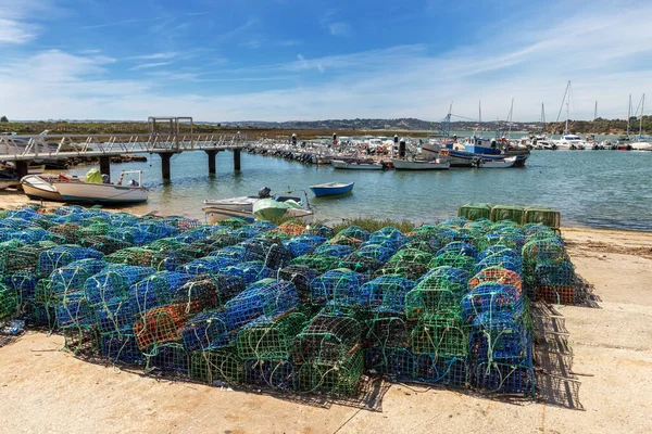 Fallen Für Fische Und Tintenfische Mit Blick Auf Alvor — Stockfoto