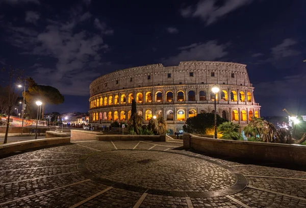 Monumento Italiano Colosseo Nel Centro Roma Nella Notte Illuminata — Foto Stock