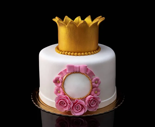 Gâteau Avec Une Couronne Pour Anniversaire Fille — Photo