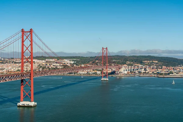 Dubna Most Výhledem Lisabon Létě Portugalsko — Stock fotografie