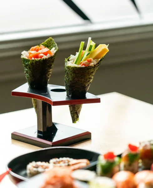 Uma Espécie Sushi Japonês Cone Stand — Fotografia de Stock