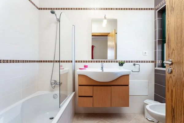 Modern Banyo Avrupa Otel Tasarımı — Stok fotoğraf