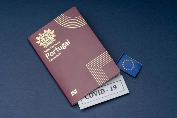 Паспорт Португальської Європи Синьому Тлі — стокове фото