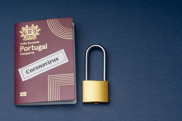 Portuguese European Travel Passport Padlock Blue Background — Stock Photo, Image