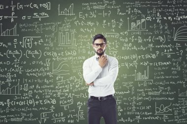 kollarını çapraz işadamı portresi