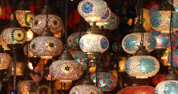 Hanging light decorations for sale at market — Stok video