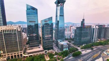 Shenzhen city adlı gündüz
