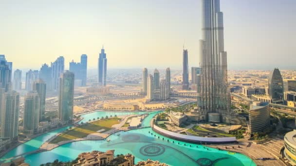 Dubai ciudad con vistas al Burj Khalifa — Vídeos de Stock