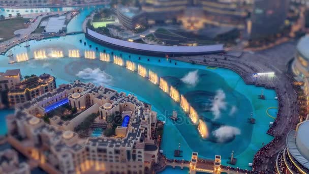 Dubai brunnen wasser-licht-show — Stockvideo