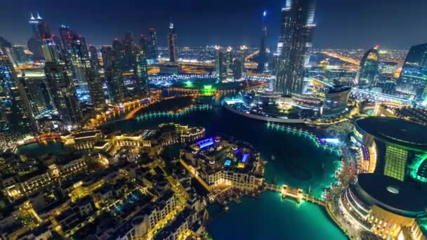 Dubai misical brunnen neben dem burj khalifa — Stockvideo