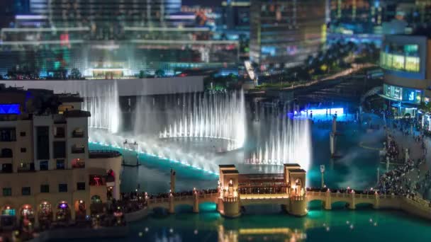 Fontaine de Dubaï près de Burj Khalifa — Video