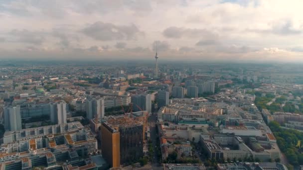 Vista Aérea Arquitetura Cidade Berlim Casas Residenciais Vivas Edifícios Negócios — Vídeo de Stock