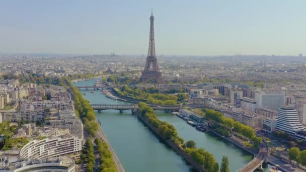 Paris, France - May, 2019: Aerial drone view of historic city center and Eiffel tower — стокове відео