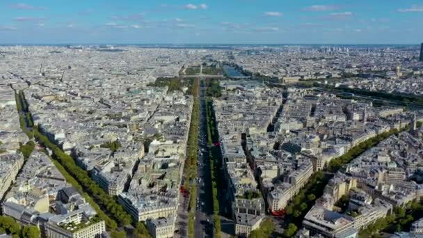 PARIS, FRANCE - MAY, 2019: Aerial drone view of Paris city centre. Historical part of the city with sights. — 비디오