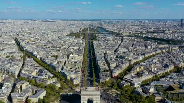 PARIS, FRANCE - MAY, 2019: Aerial drone view of Paris city centre. Historical part of the city with sights. — ストック動画