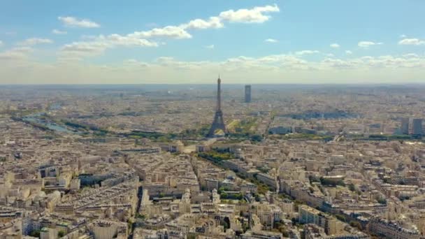 PARIS, FRANCE - MAY, 2019: Aerial drone view of Paris city centre. Historical part of the city with sights. — Stock videók