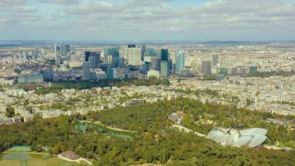 PARIS, FRANCE - MAY, 2019: Aerial drone view of Paris city centre. Historical part of the city with sights. — Αρχείο Βίντεο