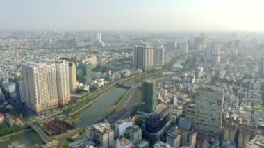 HOCHIMINH, VİETNAM - Nisan 2020: Bitexco kulesinin gözlem güvertesinden Hochiminh 'in hava manzarası.