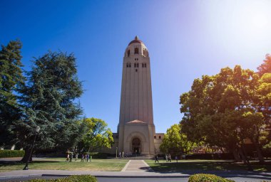Stanford Üniversitesi binalar