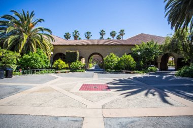 Stanford Üniversitesi gerekçesiyle 