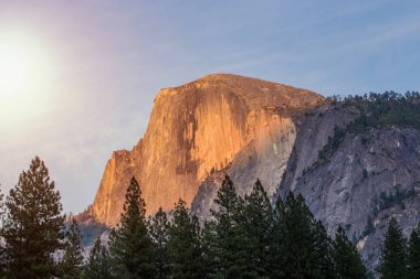 Yarı Kubbe Dağı Yosemite
