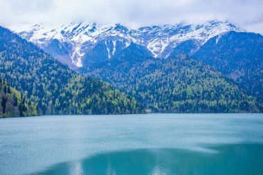 Abhazya Ritsa Gölü