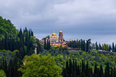 Yeni athos manastır