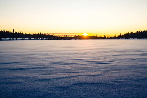 Lappland Schwedeneis Angelsee — Stockfoto