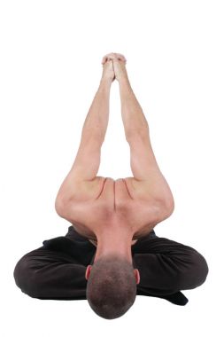 Kollarını uzatan bir adam