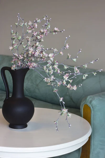 Sakura şubesi. Si yapılmış kiraz çiçeği pembe yapay çiçekler — Stok fotoğraf