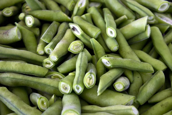 Sliced green beans close-up. Selective focus — Stock Photo, Image