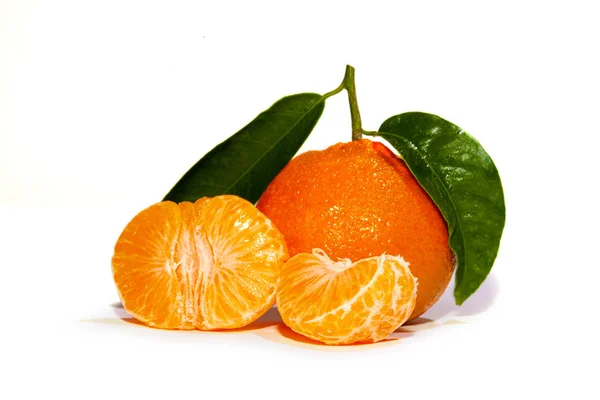 Färsk Mandarin Isolerad Vit Bakgrund — Stockfoto