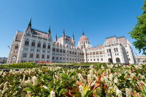 Budapeste Hungria Abril 2020 Construção Parlamento Húngaro Orszaghaz Praça Kossuth — Fotografia de Stock