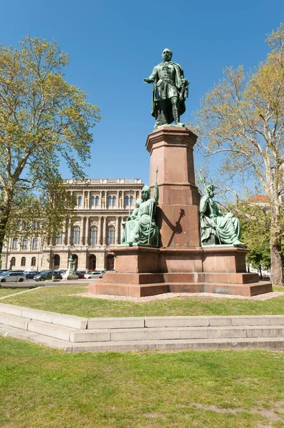 Budapest Hongrie Avril 2020 Statue Istvan Szechenyi Homme Politique Hongrois — Photo