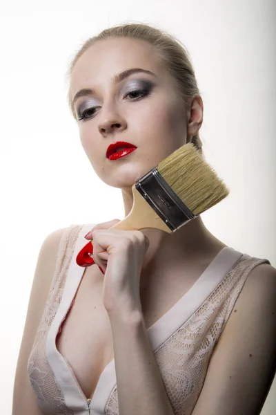 Young woman model with glamour red lips,bright makeup — Stock Photo, Image