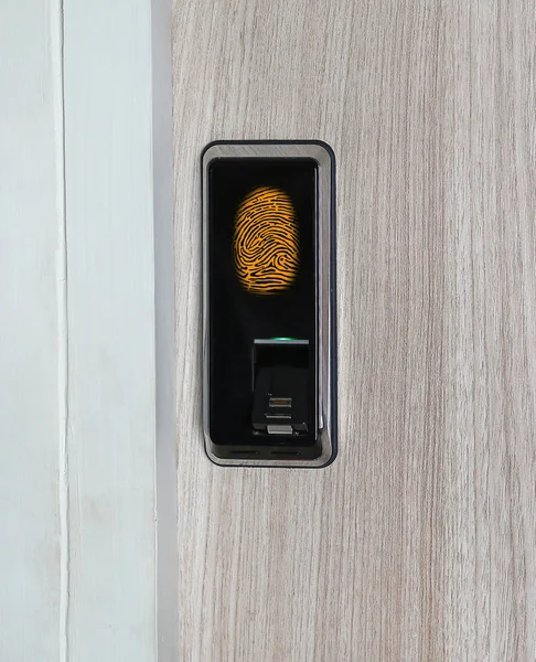 Δακτυλικών αποτυπωμάτων χρησιμοποιείται ως μέθοδος αναγνώρισης σε μια πόρτα κλειδαριά. ψηφιακή απεικόνιση. — Φωτογραφία Αρχείου