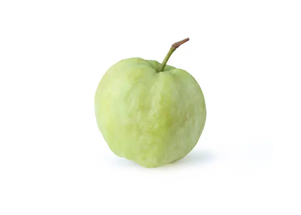 Frische Guaven-Früchte isoliert auf weißem Hintergrund. — Stockfoto
