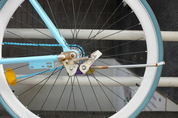 Roue de détail de vieux vélo vintage — Photo