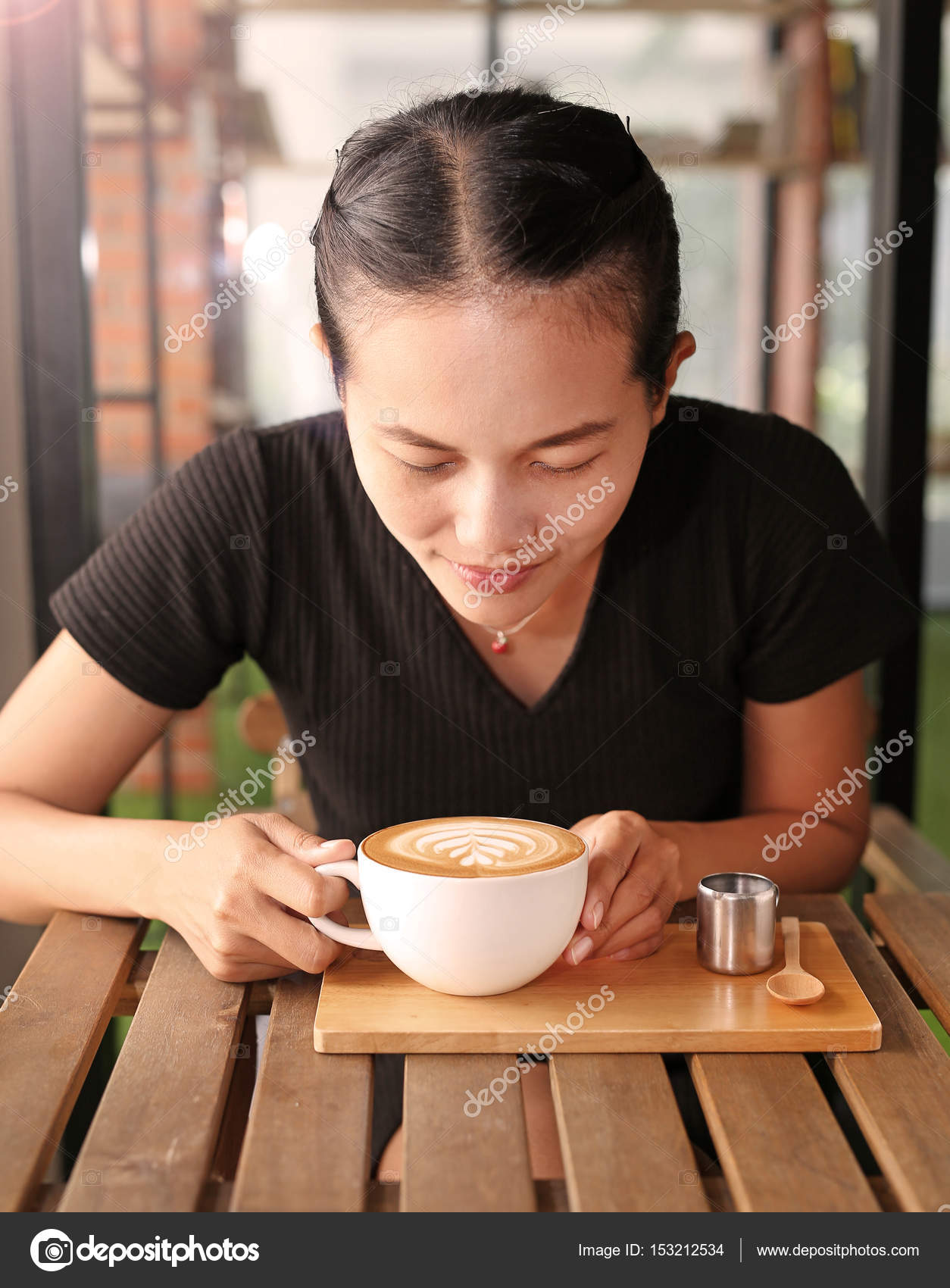 Woman drinking hot coffee in the morning. — Stock Photo © 153212534