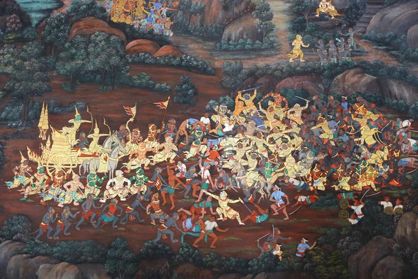 Arte tradicional de pintura tailandesa sobre a história do Ramayana em exposição na parede do templo — Fotografia de Stock