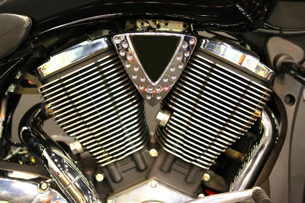 Minden krómozott V-Twin henger fej — Stock Fotó