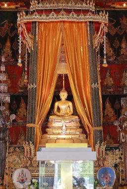 Buda heykeli altın ve Tay Sanat Mimarlık