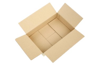 Beyaz arkaplanda izole edilmiş karton kutuyu aç