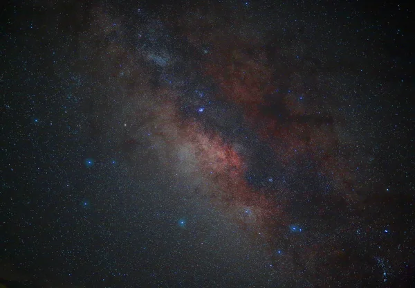 La Vía Láctea Esta es una galaxia cerca de la Tierra más . — Foto de Stock