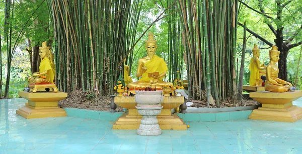 Remete szobra a Wat Tabkloa, Phijit, Thaiföld — Stock Fotó