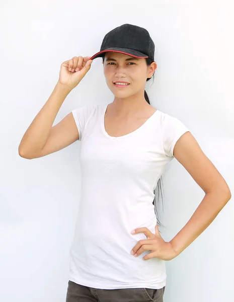 Ασιατικές γυναίκες φορούν casual sport T-Shirt και καπάκι — Φωτογραφία Αρχείου