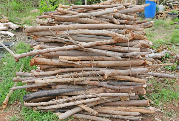 Yakacak odun sopa arka plan