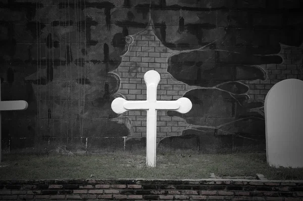 Fundo de pedra cruz, tom escuro — Fotografia de Stock